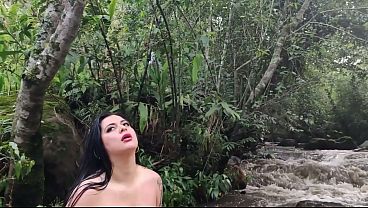 I fuck a stranger's big black cock in public, he fills my ass with cum!