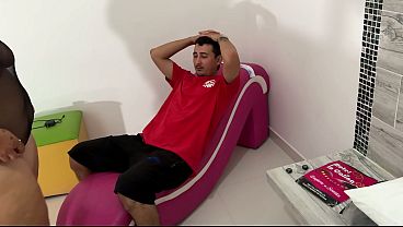 madrastra pide que la folle antes que llegue su esposo