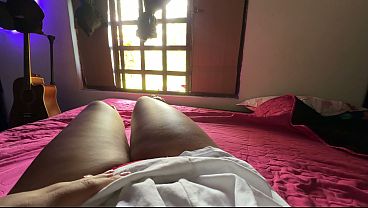 I love it when I get home from university and start masturbating, my vagina gets really wet.