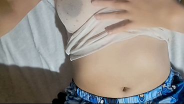 Papi te gusta mis grandes tetas ?