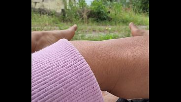 me encanta la adrenalina de sentir que te estan observando mientras te masturbas hasta correrte a chorros