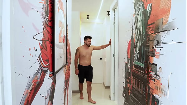 I CAN'T RESIST SEEING MY GIRLFRIEND'S DELICIOUS ASS - FRED NUNEX
