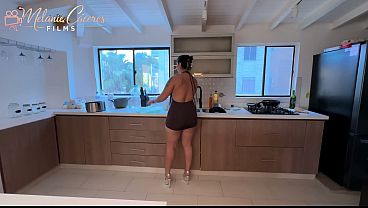 actores porno deciden follar mientras estan solos en el estudio - EmilyFox & SoldierHugeCock