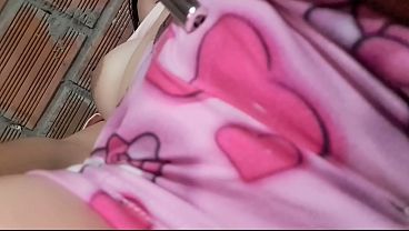20-YEAR-OLD GIRL SHOWS HER BIG BOOBS TO HER ENGLISH TEACHER