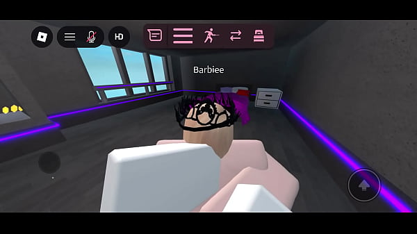 Fucking Colombian women on Roblox