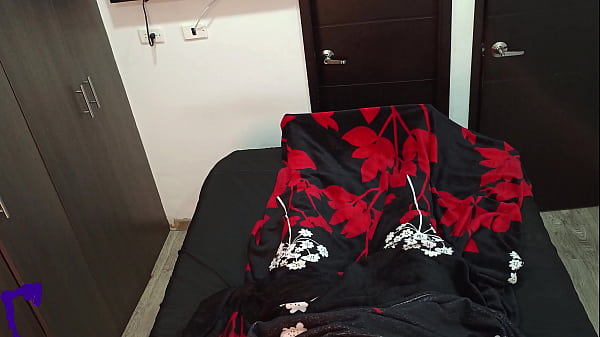 MILF Latina housemaid amateur hot, cowgirl & doggystyle, blowjob, cum reveal, real homemade couple - hot mature