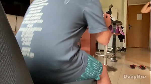 Sexy latina babe gaves me a super blowjob uncut