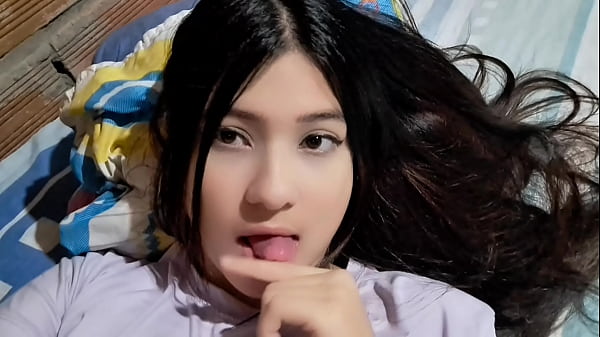 Masturbación casera de una chica latina hermosa