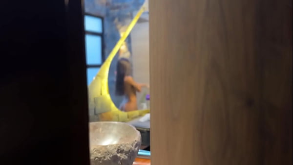 Join me in my shower masturbation!