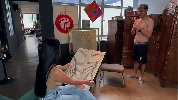 PAINTER HAS SEX WITH HER MODEL DURING AN ARTISTIC SESSION