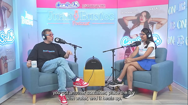 Mexican woman tries out a hot machine in Colombia and reveals her sexual secrets