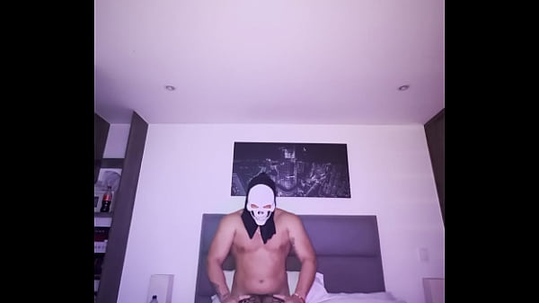 ghotsface está obsesionado conmigo me folla duro en la noche de HALLOWEEN 2025